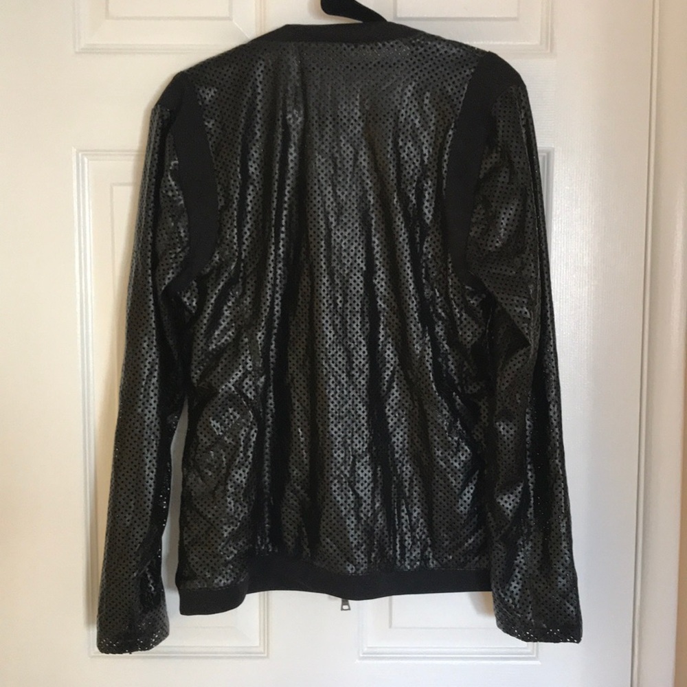 Black jacket - Picture 2 of 3